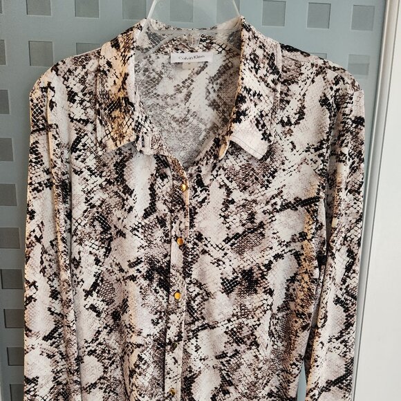 Calvin Klein Tops - Calvin Klein Button Down Blouse (M)